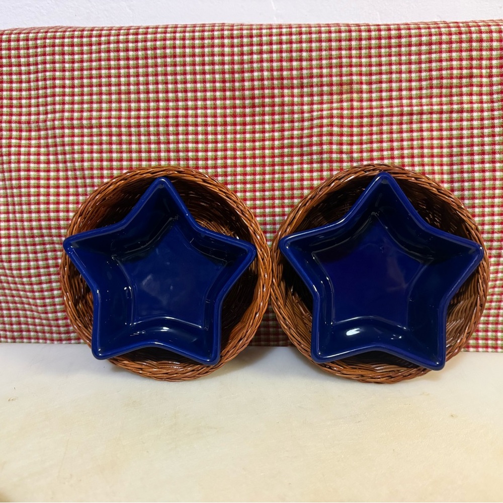Blue Star-Shaped Ceramic Baking Dishes